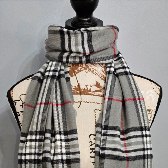 Cashmere scarf in gray, black, red, and white plaid. New-unisex - Picture 2 of 3